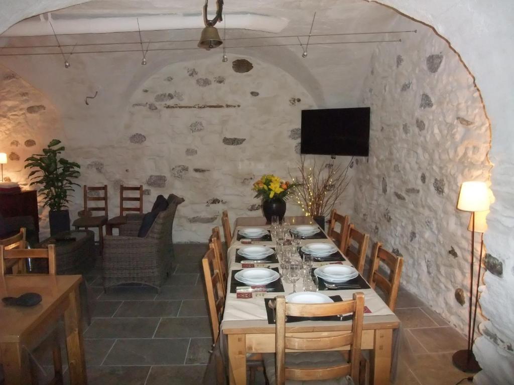 Le Domaine Du Grand Cellier Chambres D'Hotes En Savoie Турнон Экстерьер фото